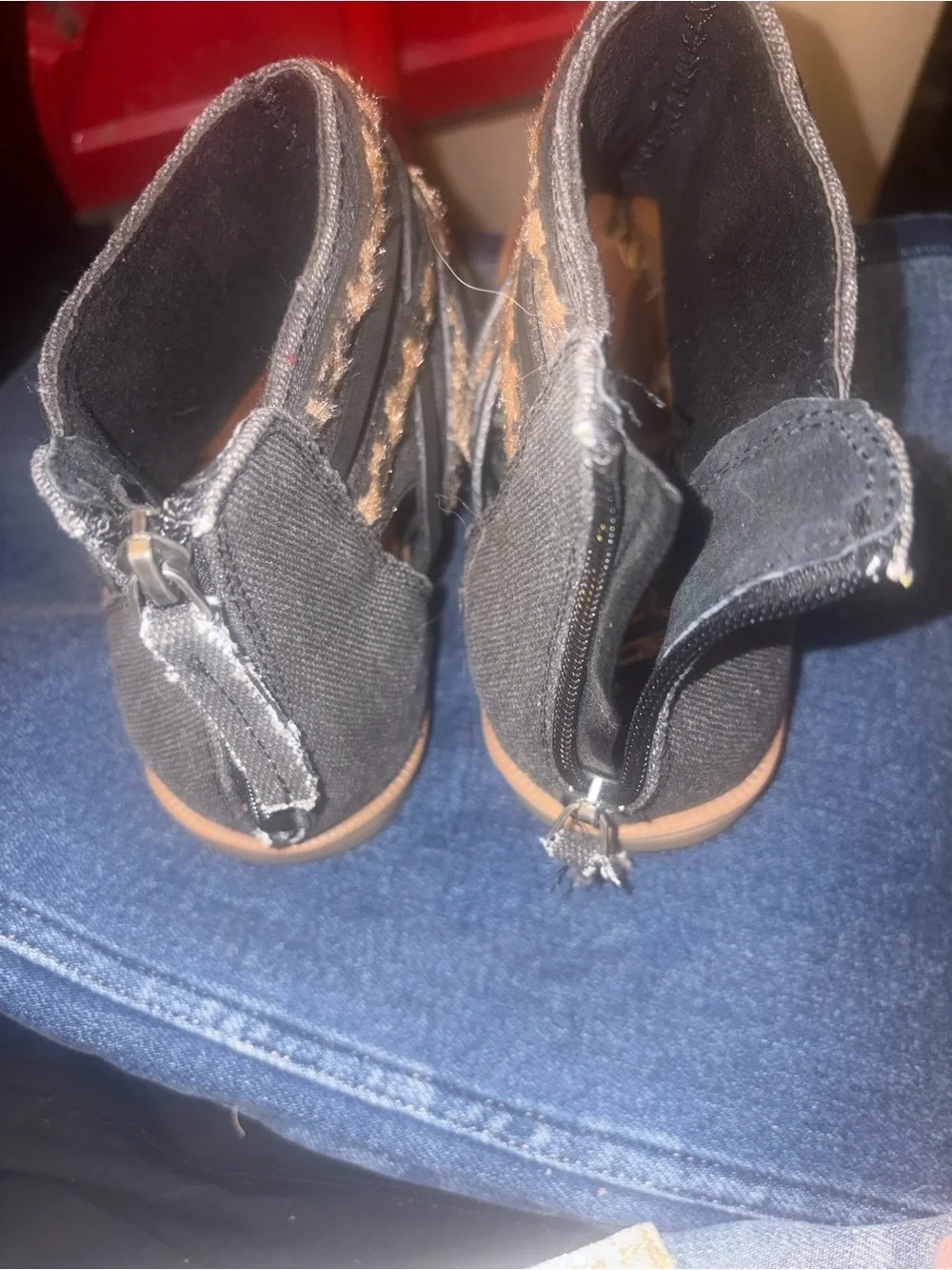 Very G Black Sandals with Brown Leopard Straps 9.5